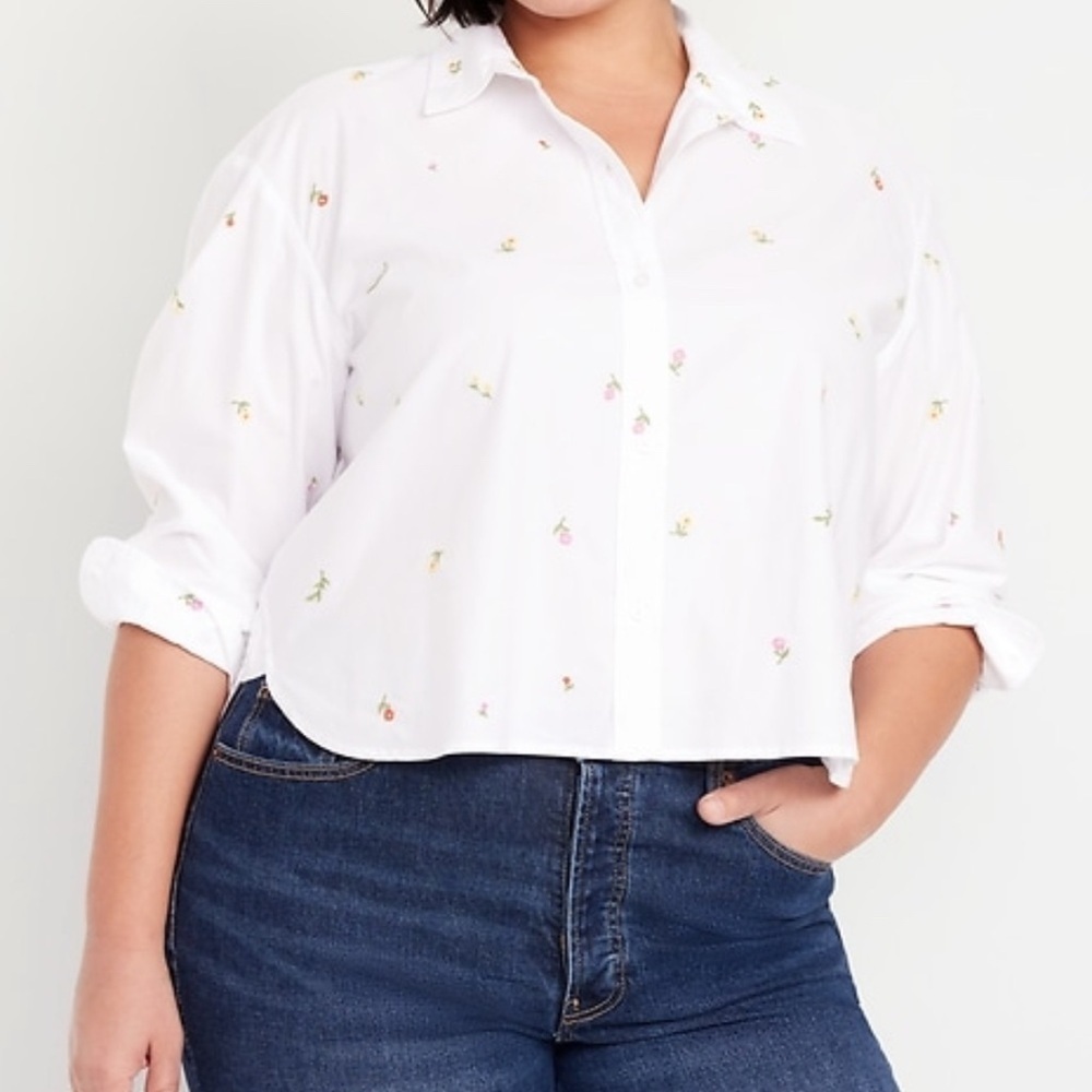 GAP White Button-Down Shirt with Floral Embroidery | Women’s M